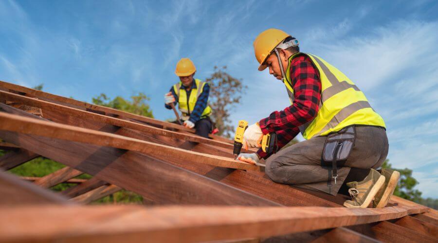 Professional Flat Roofing Installation services in Houghton Lake Heights, MI